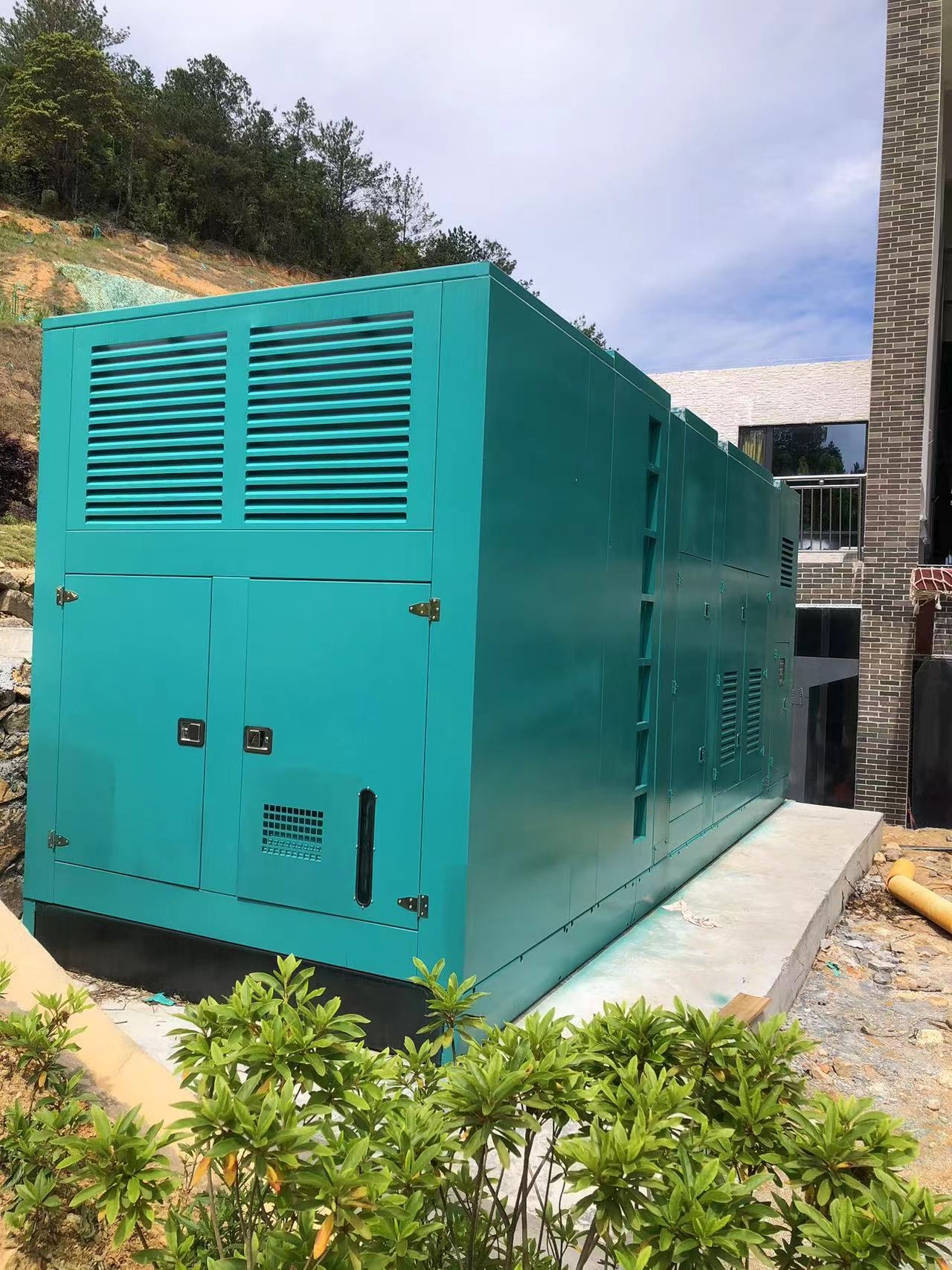 柴油發電機機油散熱器漏油的原因及其后果